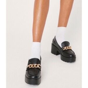 Women's‎ Guess Hillford Chunky Black Patent Leather Gold chain Loafers Sz 8.5M